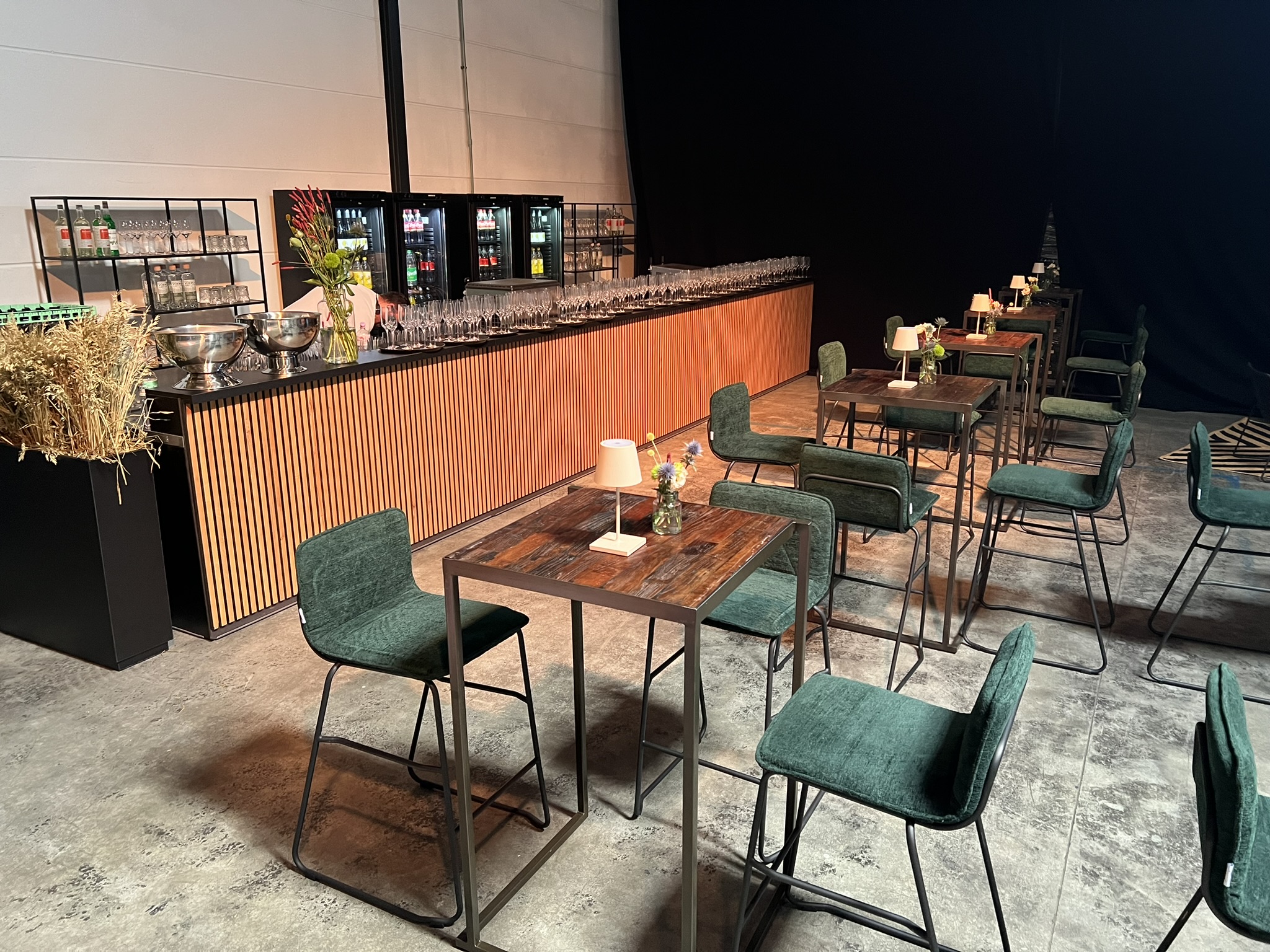 Theke Oak_Comfort